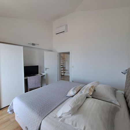 Apartments Marija Брела Экстерьер фото