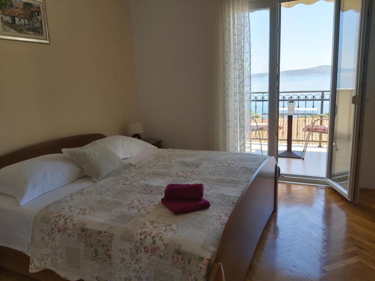 Apartments Marija Брела Экстерьер фото