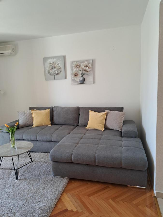 Apartments Marija Брела Экстерьер фото