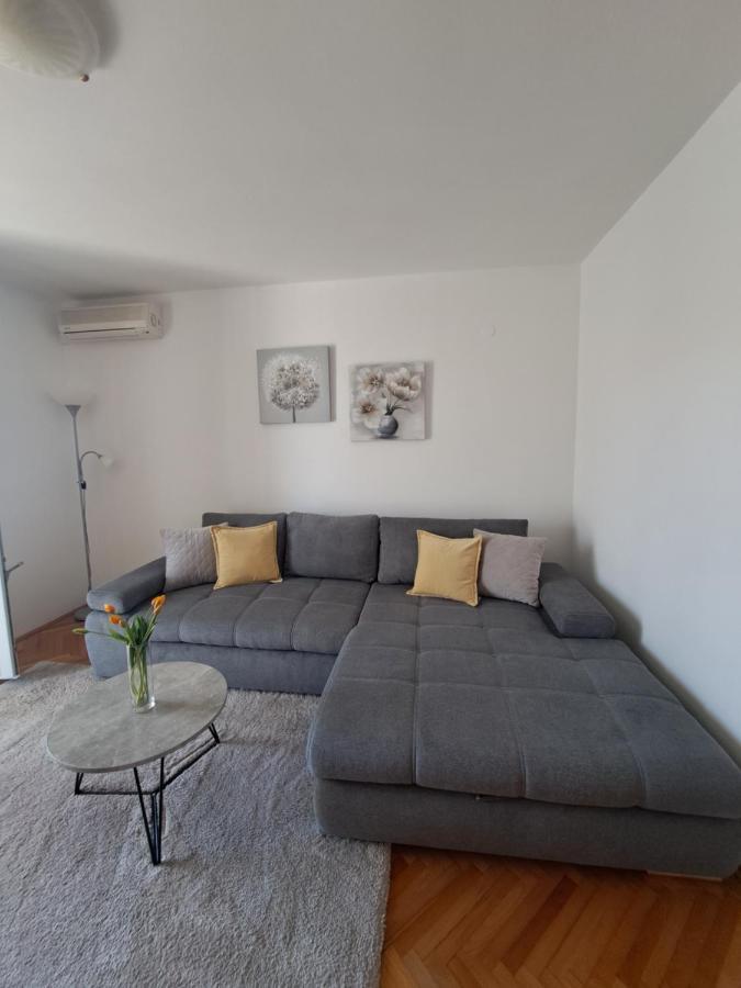 Apartments Marija Брела Экстерьер фото