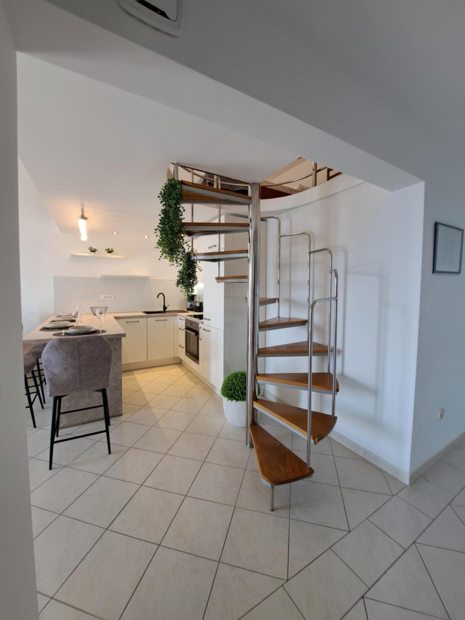 Apartments Marija Брела Экстерьер фото